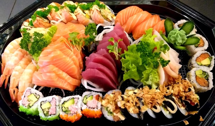 SUSHI MENÜ
